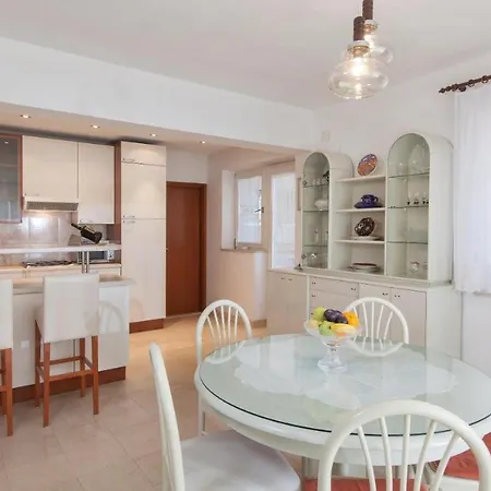 Family Friendly House With A Swimming Pool - 19796 Makarska